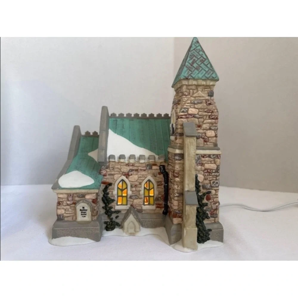 Dickens Village Department 56 The Church At Cornhill 2011 Retired